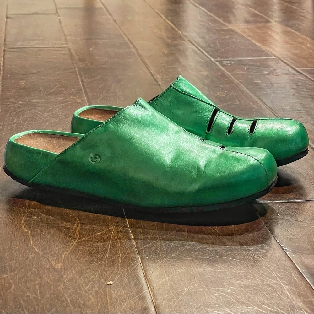 Aravon By New Balance Emerald Green Leather Mules Women’s 11B